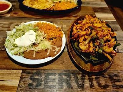 El Arriero Mexican Bar & Grill