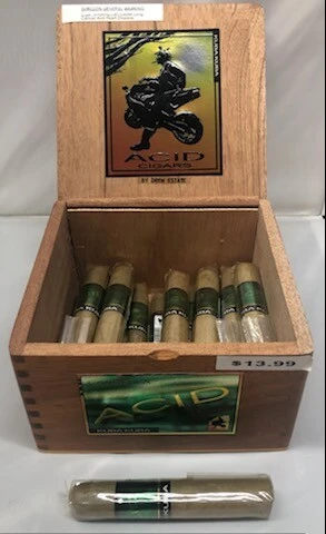 B & D Smoke Shop
