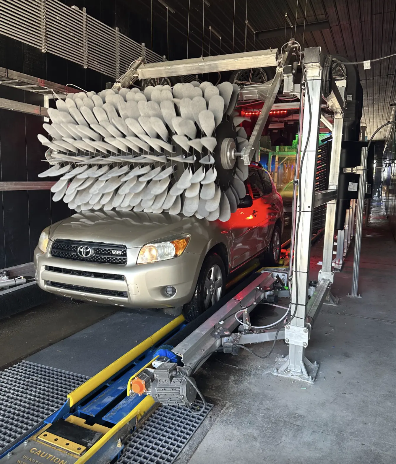 Happy's Drive-Thru Carwash