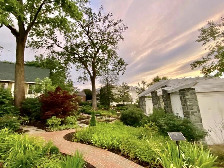 Fairfax Old Town Square Park