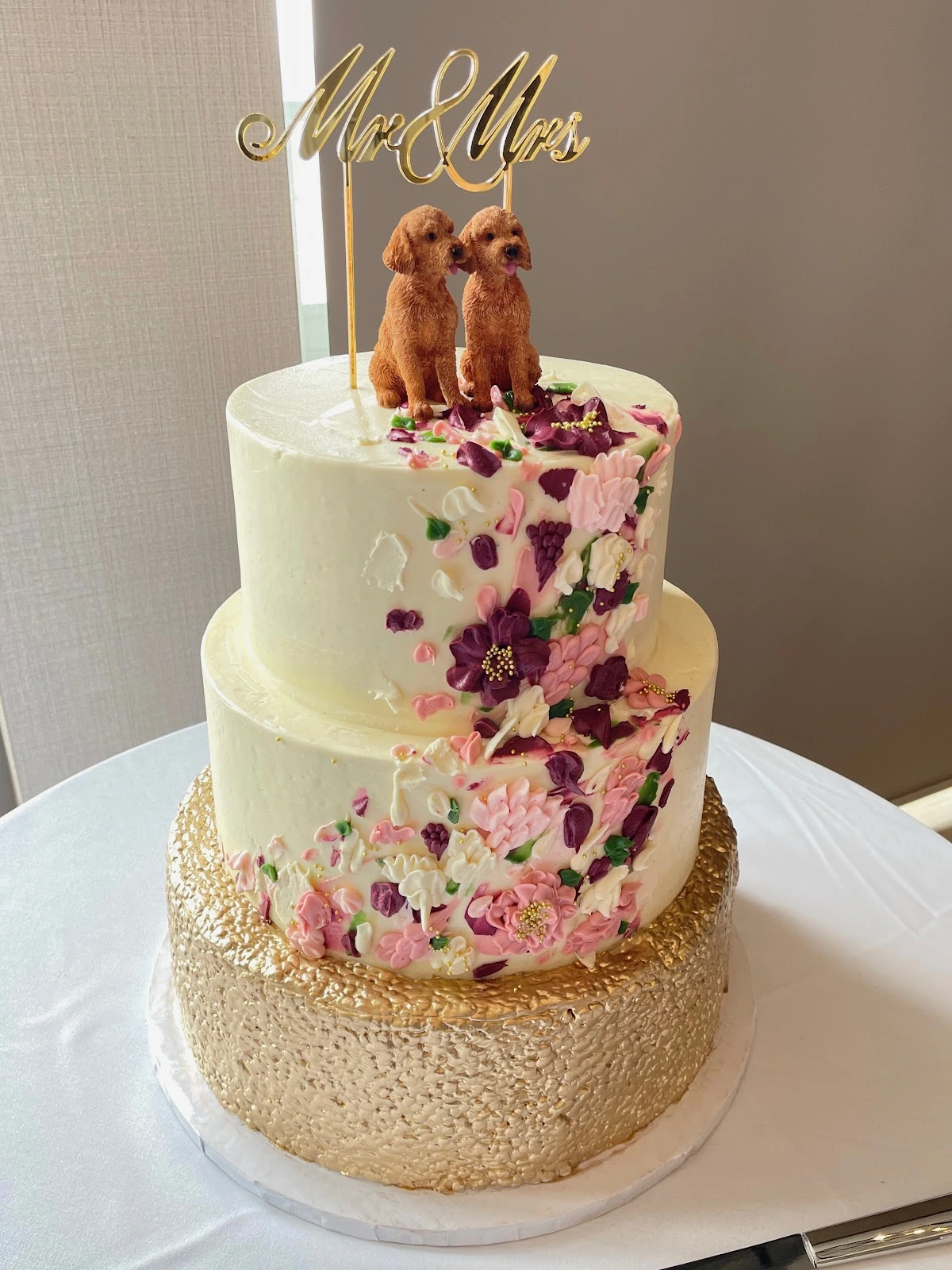 Twisted Sisters Cupcakes