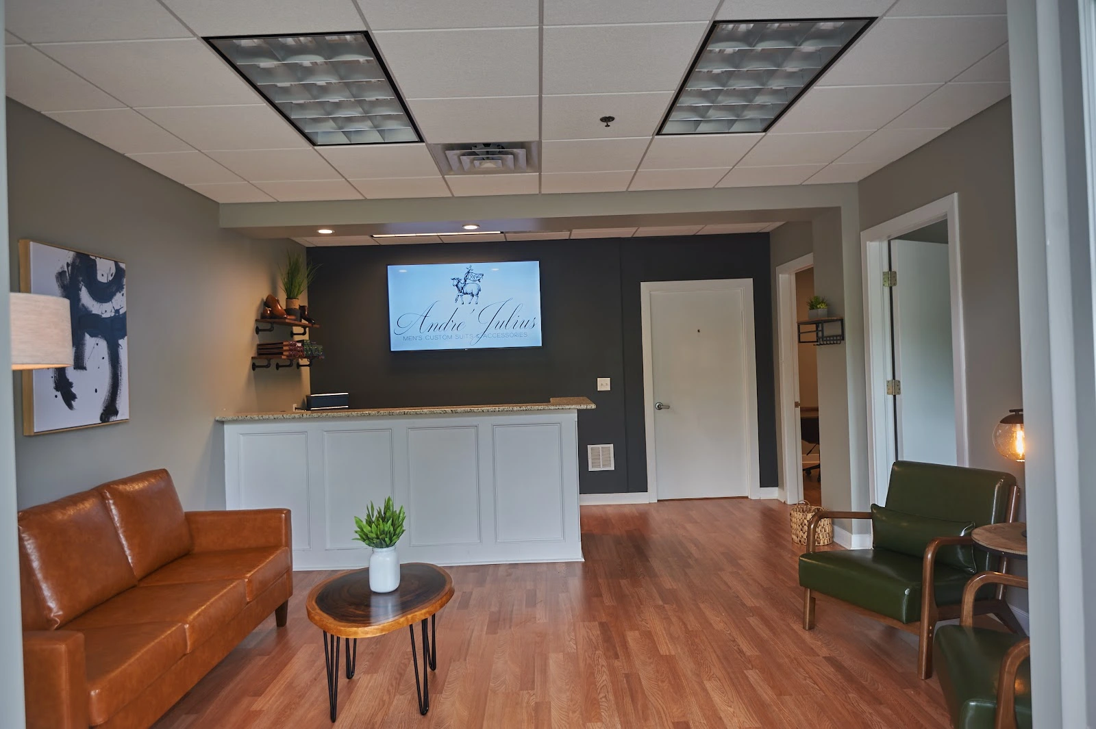 Andre Julius - Custom Suits & Tuxedos