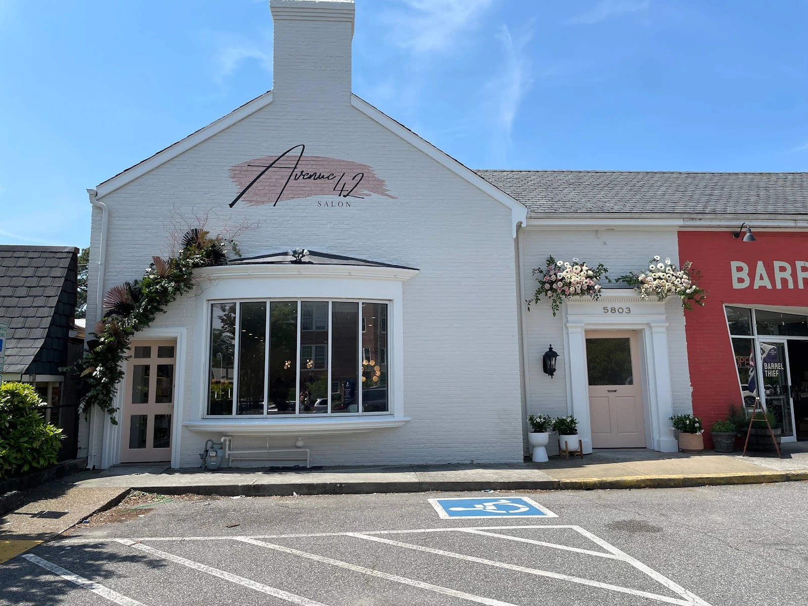 Avenue 42 Style Studio