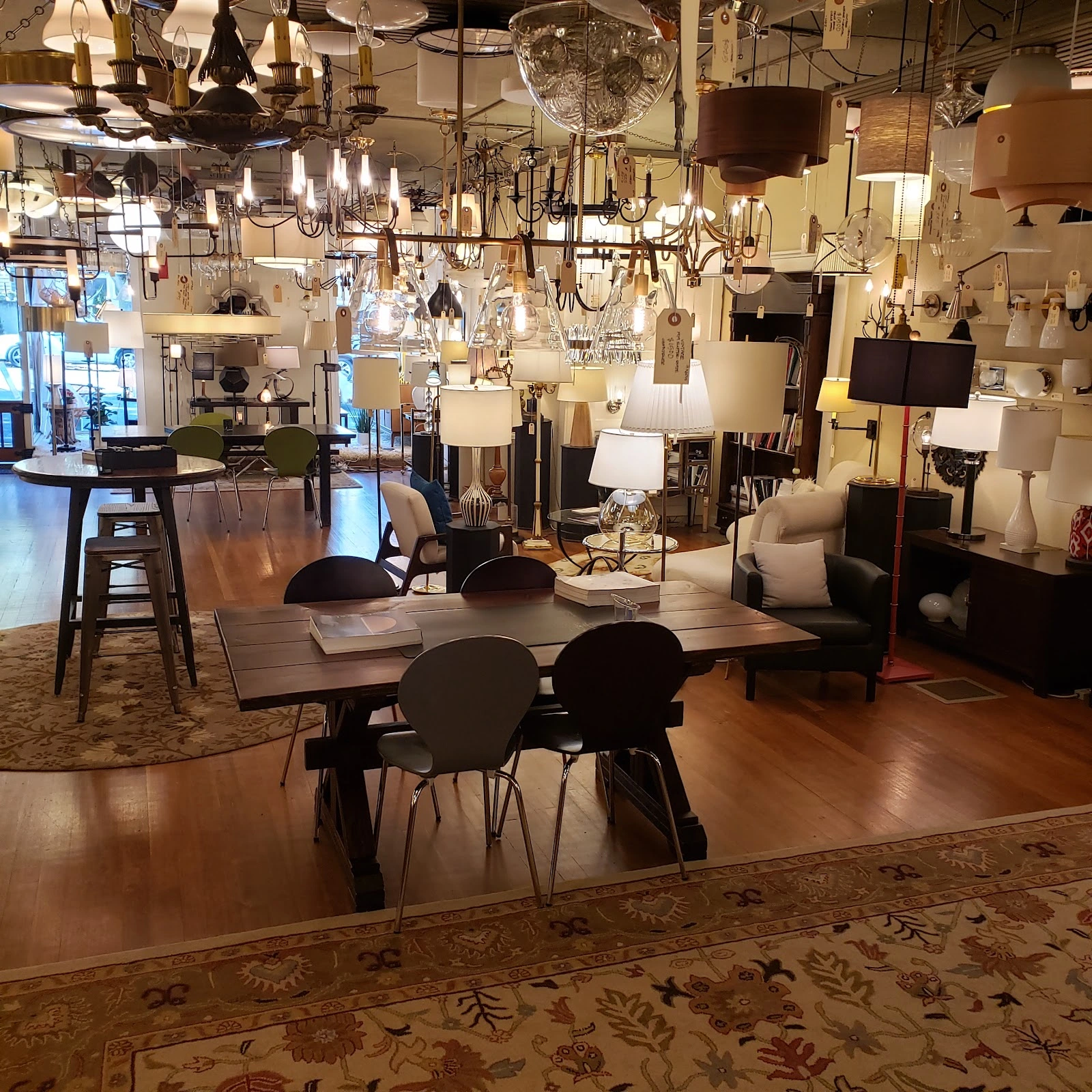 Luxe Lighting Company