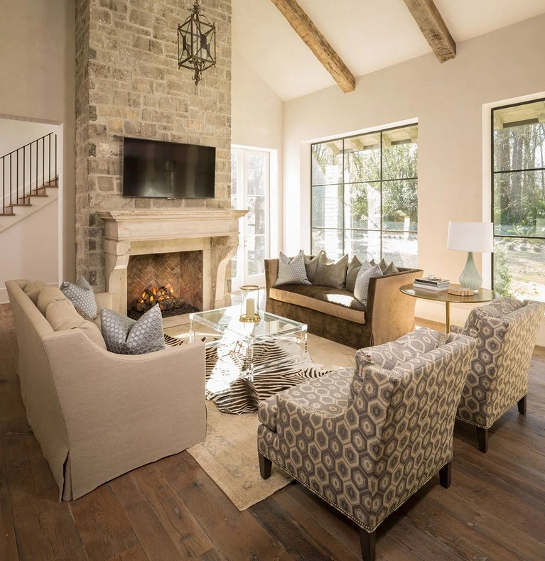 First & Main Design Market