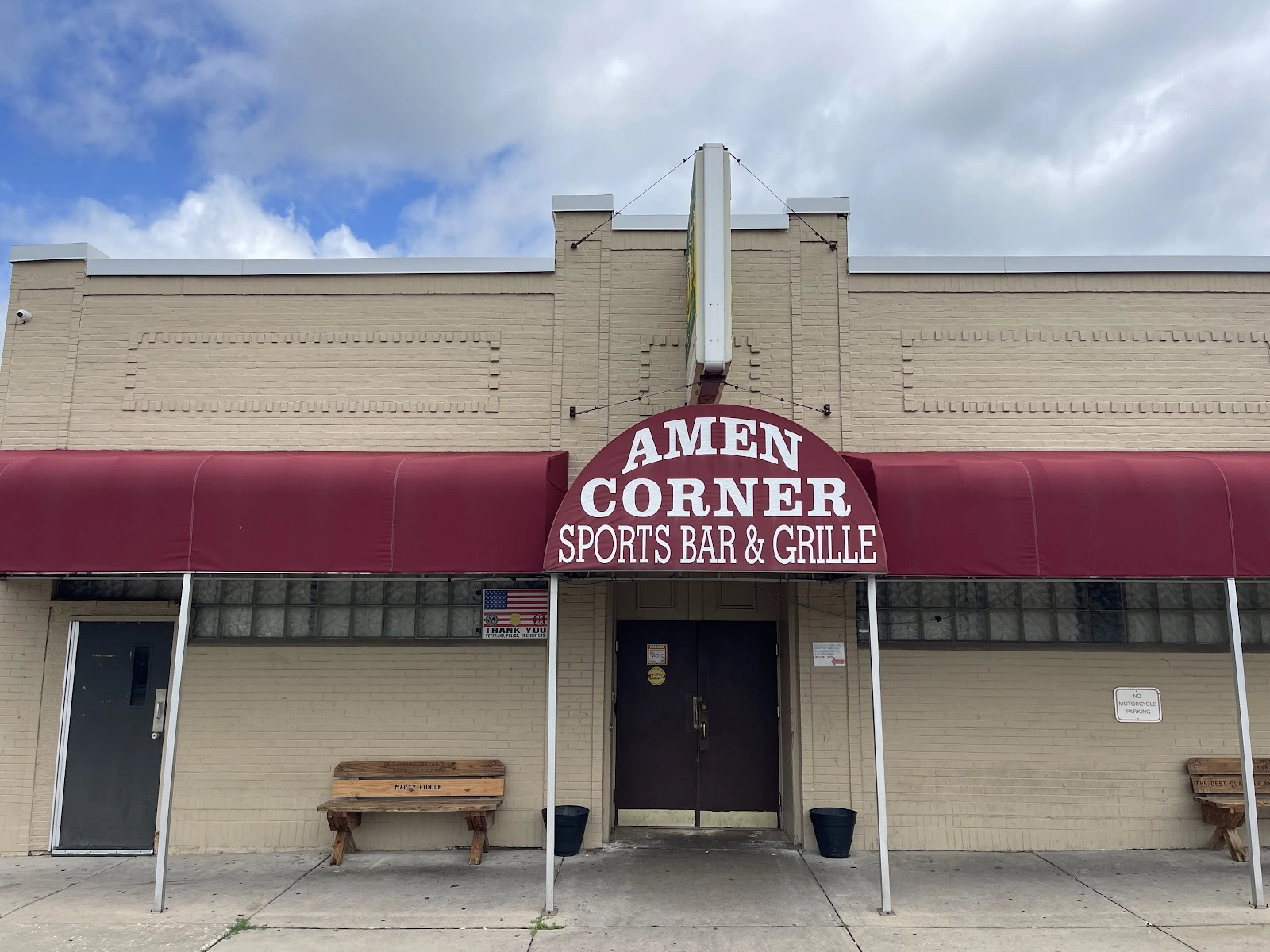 Amen Corner Sports Bar and Grille