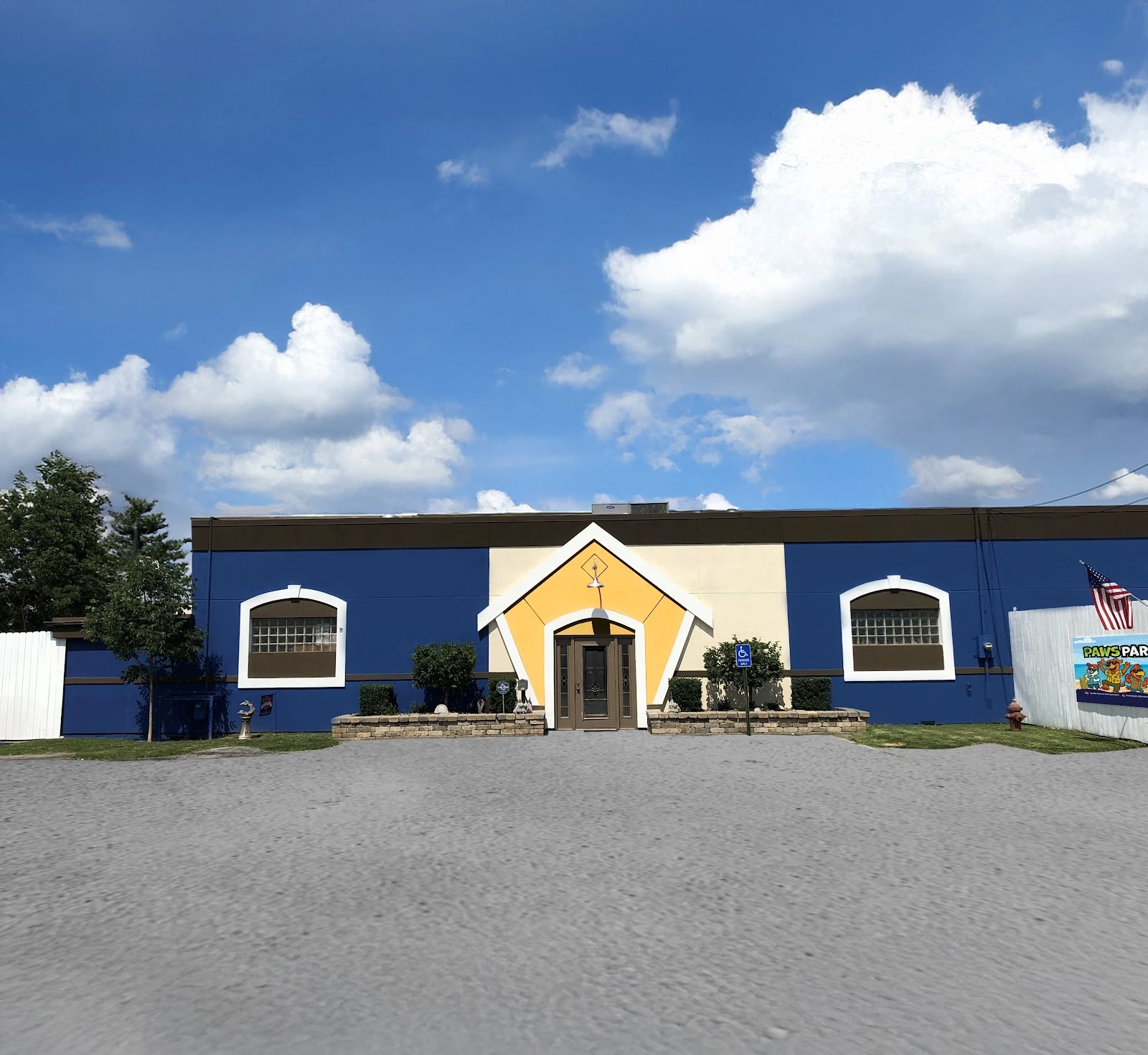 Paws Paradise