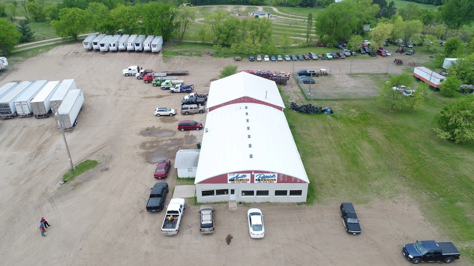 Petrie's Towing & Repair