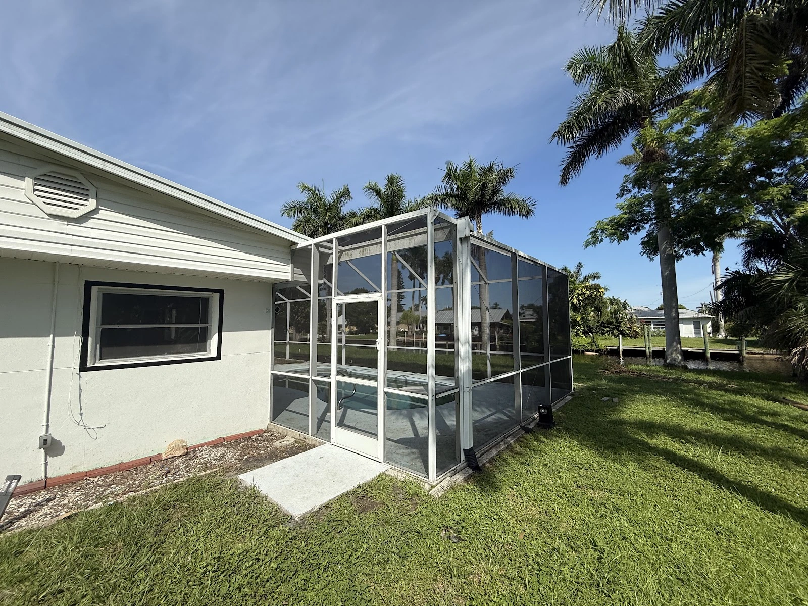 Daniel's Screen Services