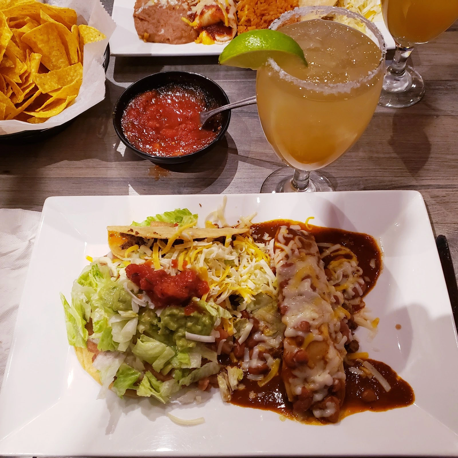 El Vallarta Mexican Restaurante & Cantina