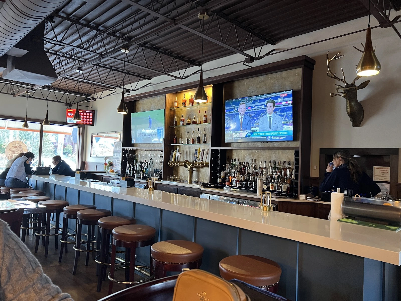 The Blind Bear / The Cub Cafe