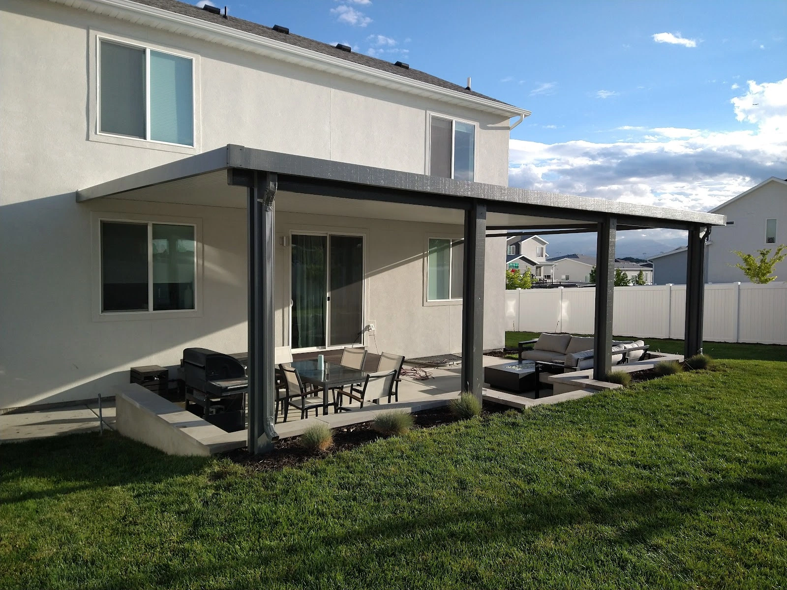Utah Retractable Awnings