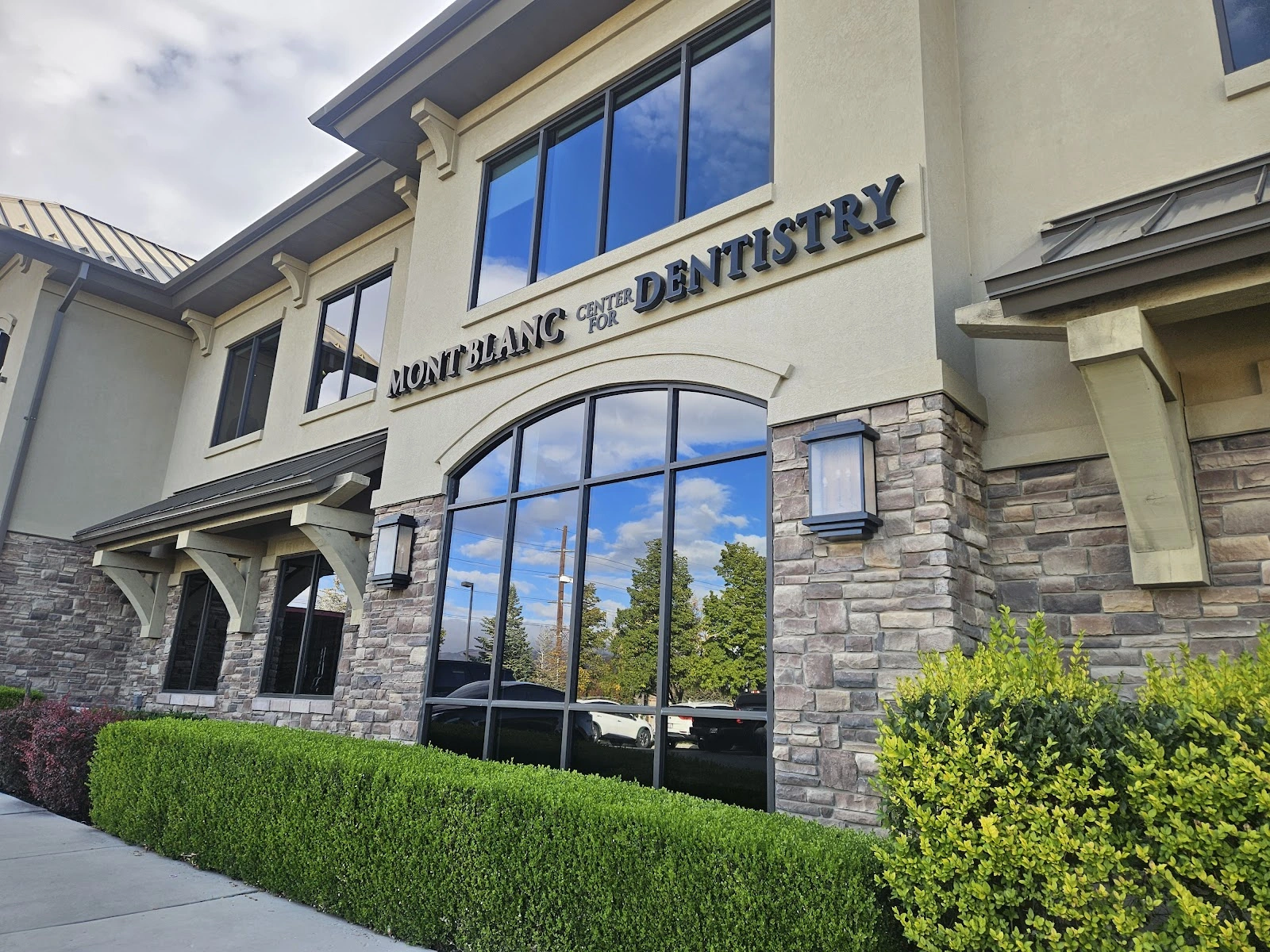 Mont Blanc Center For Dentistry