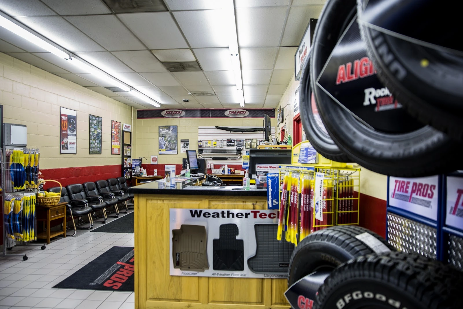 Rocky's Tires & Service