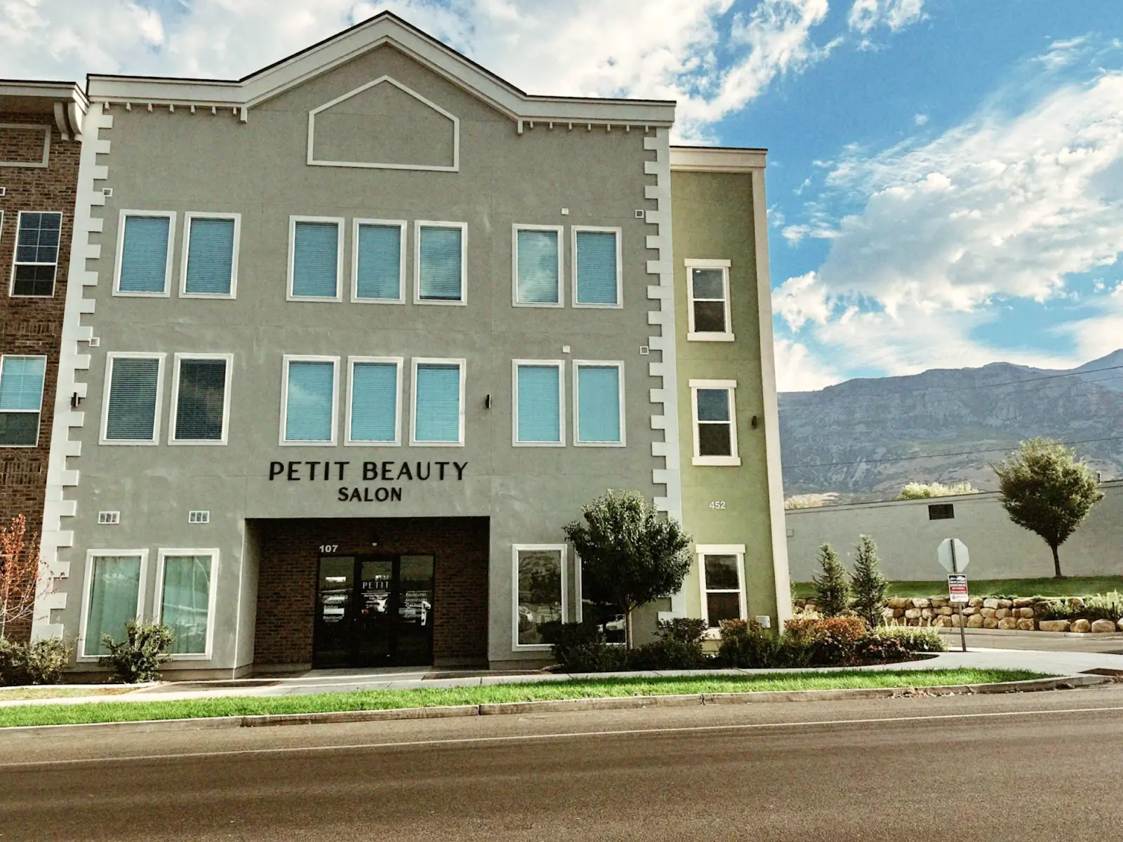 Petit Beauty Salon