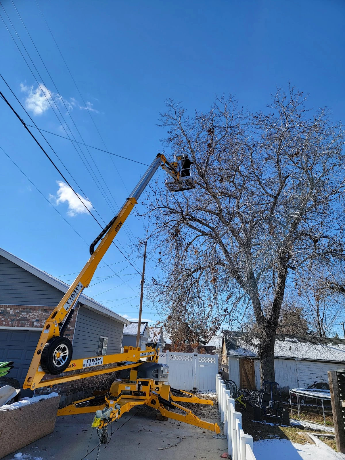 AGC Window Washing & Landscaping
