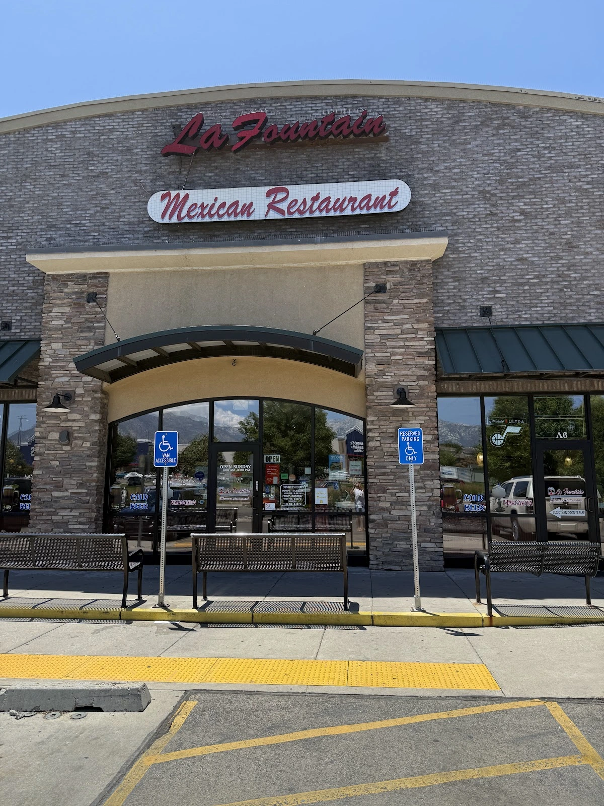 La Fountain Mexican Restaurant