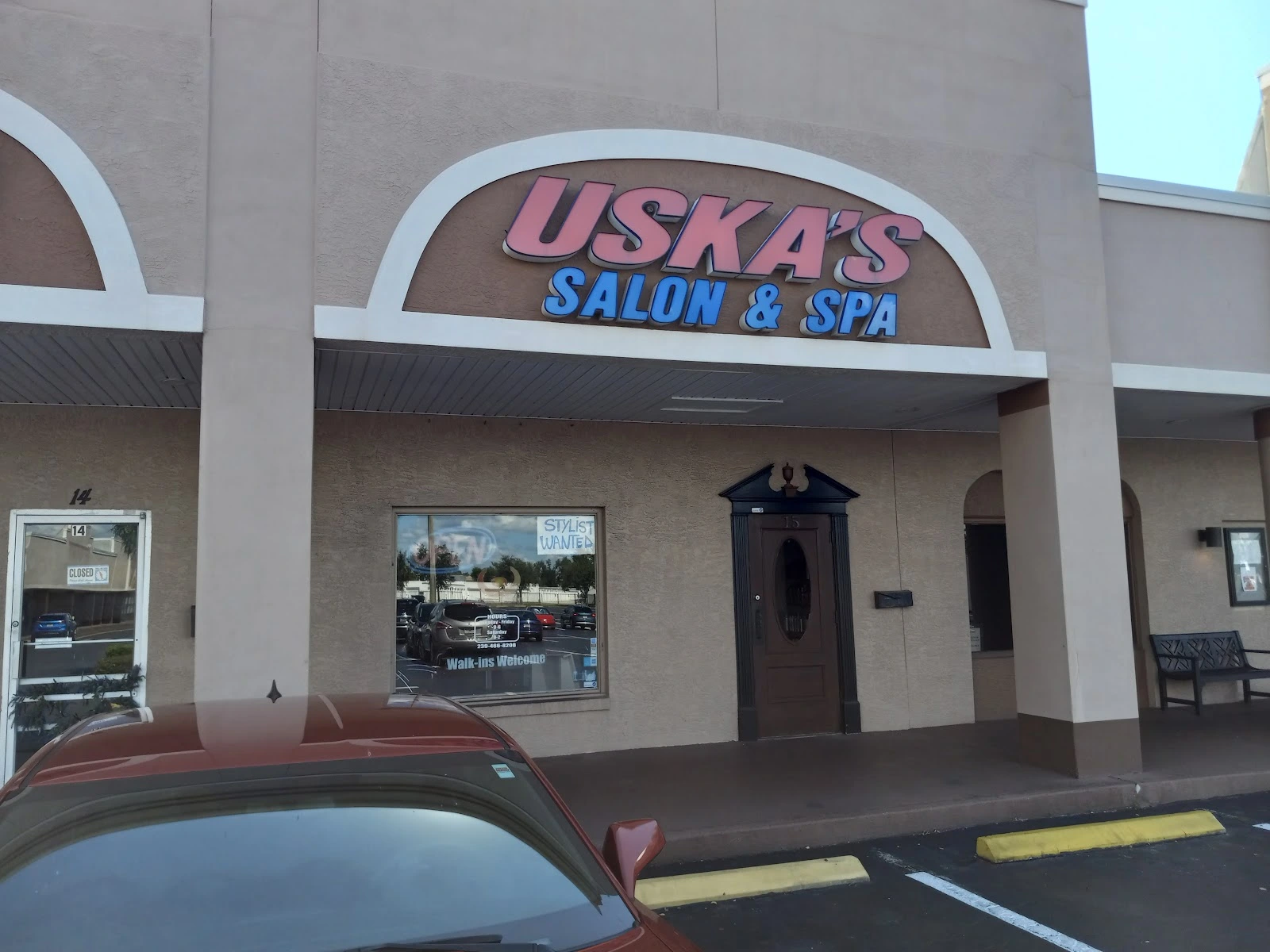 Uska's Full Service Salon