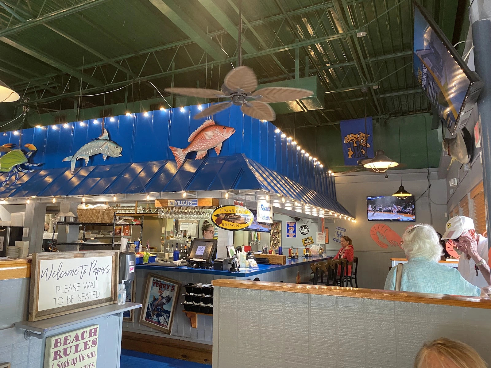 Salty Papa's Shrimp House & Southern Cuisine