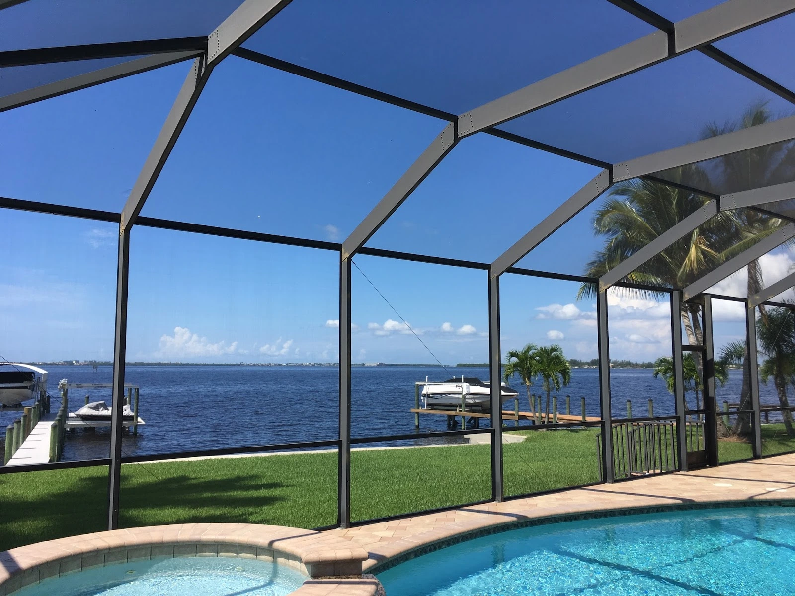 Daniel's Screen Services