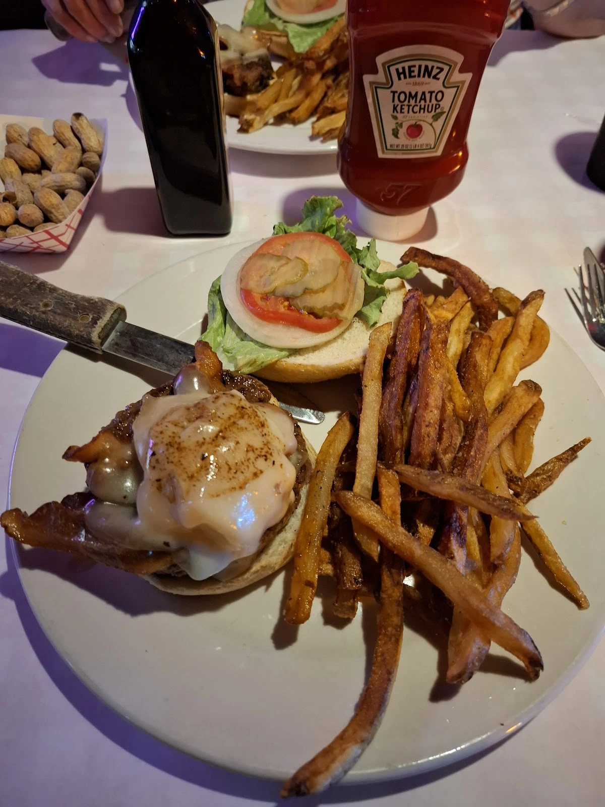 Bubba's Roadhouse & Saloon