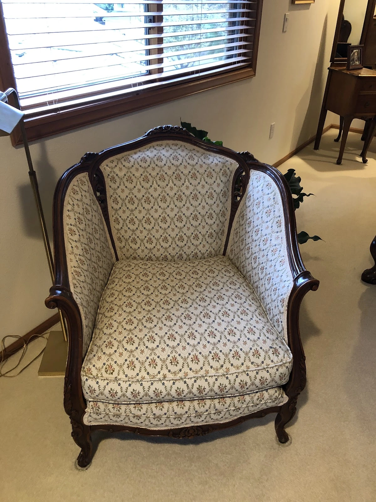 Queen Anne Upholstery and Refinishing