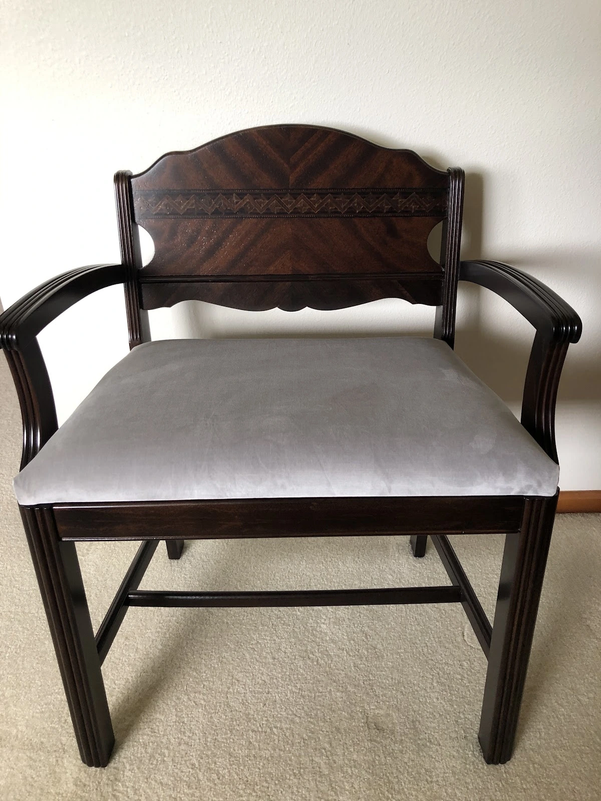 Queen Anne Upholstery and Refinishing