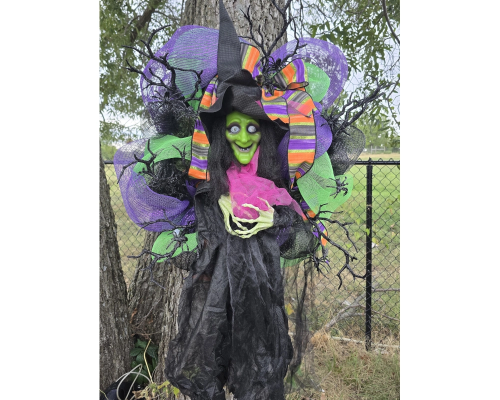 An Array of Wreaths, LLC